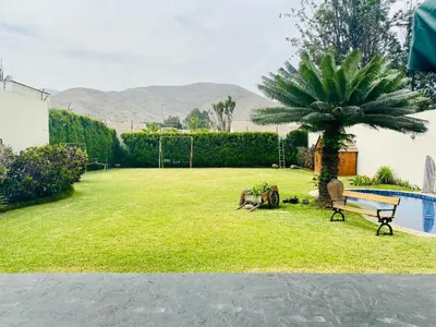 Casa en venta · Calle Once N 3, La Molina · 1281 m², 4 dorm.