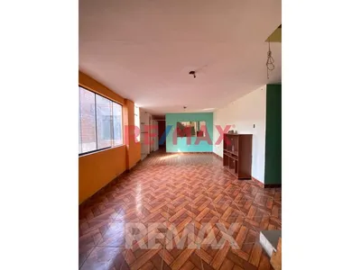 Vendo Amplia Casa De 180M2 Cerca A Av. Gambeta - Ventanilla