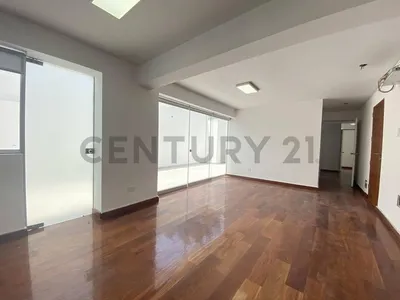 Venta de Departamento en Santiago de Surco - Lima 2 Dormitorios
