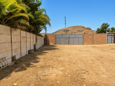 Se Alquila Versátil Local En Pachacamac