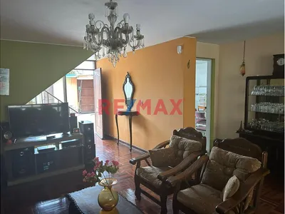 Vendo Amplia Casa En Surco Urbanizacion El Doral Irma Gamero De Planas