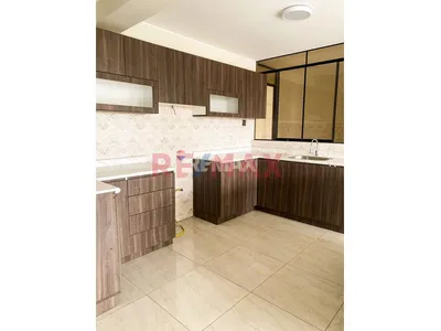 Moderno Y Amplio Departamento De Estreno En San Juan De Lurigancho