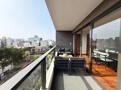 Venta de Departamento en Miraflores - Lima 3 Dormitorios