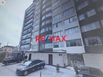 🏡 Departamento En Primer Piso Con 2 Patios + Cochera