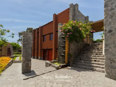 Venta de Casa en Pachacamac - Lima 7 Dormitorios 