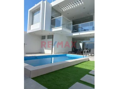 Casa Moderna En Venta – Las Brisas, Camaná