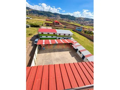 🏢✨ ¡Gran Propiedad Multifuncional En Venta – Izcuchaca, Anta! ✨🏢