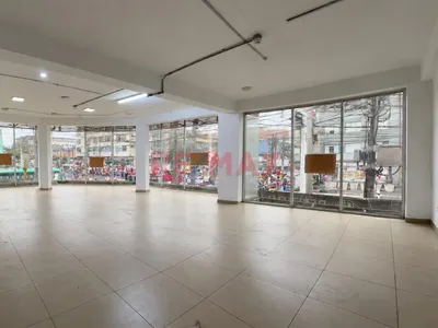 🏬🔥 ¡Alquilo Amplio Local Comercial Premium En Gamarra!