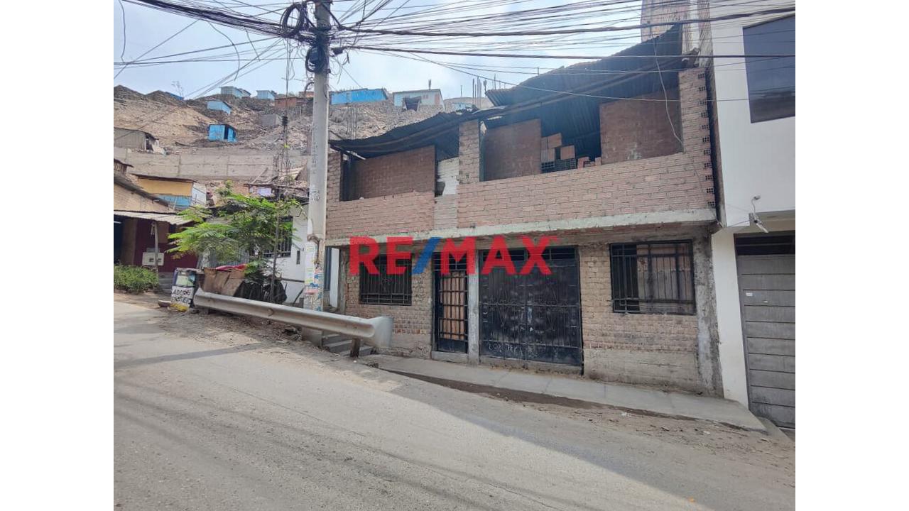 Venta De Casa Como Terreno En San Juan De Lurigancho