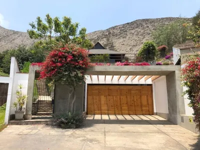 Casa en venta · Calle el Cerillo N 23, La Molina · 1000 m², 4 dorm.
