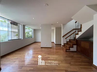 Venta de Departamento en Santiago de Surco - Lima 3 Dormitorios