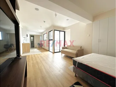 Loft Amoblado En Alquiler – Lince, Límite Con San Isidro