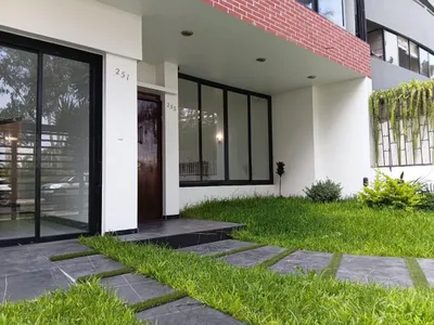 Venta de Departamento en Miraflores - Lima 4 Dormitorios