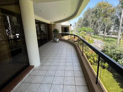 Venta de Departamento en San Borja - Lima 4 Dormitorios