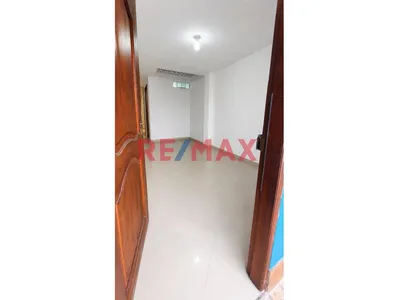 Vendo Amplio Y Luminoso Departamento De 90 M² En Carapongo: Confort Familiar Y Vista Exterior
