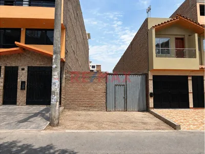 Se Vende Terreno A Una Cdra. De La Av. Alcides Vigo