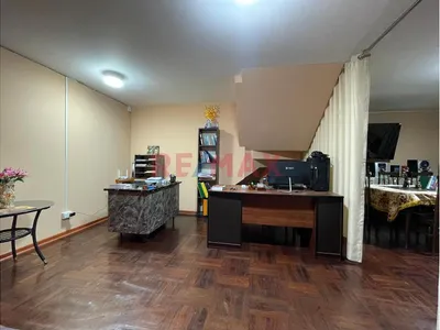 Alquiler De Oficina Amoblada De 35 M² – Santa Catalina, La Victoria
