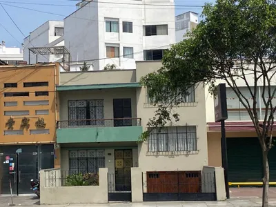 Venta de Local Comercial en Pueblo Libre - Lima 0 Dormitorio 