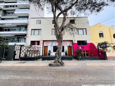 Se Vende Casa 3 Pisos 290 M2