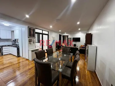 🏡 ¡Tu Nuevo Hogar Frente A Un Parque En Chorrillos! 🌳