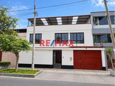 Alquiler Casa Recien Remodelada En San Borja | Amplitud, Ubicación (Ideal Para Negocio)