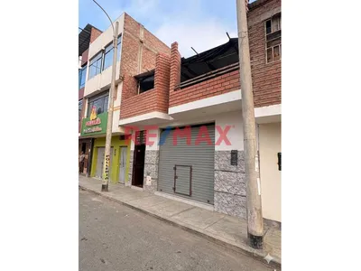 Amplia Casa Con Potencial De Negocio En Florencia De Mora