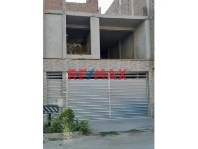 Se Vende Casa En Urb. Rosa De America 2Da Etapa.