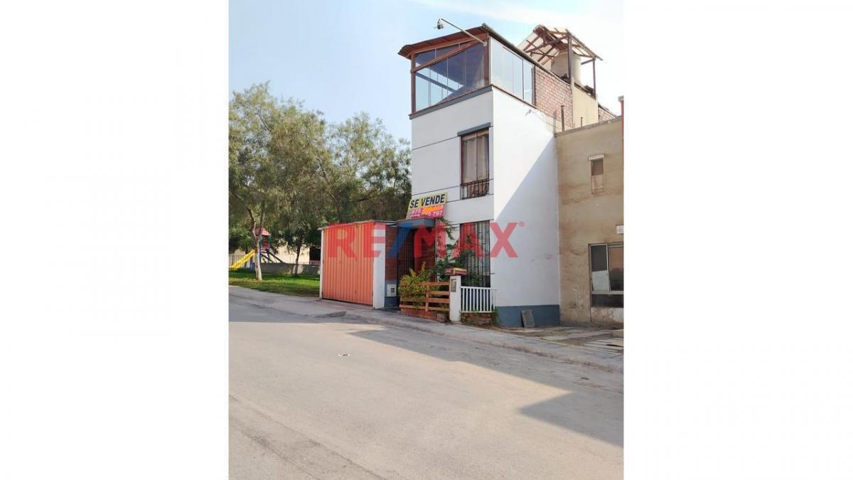 Venta de Casa en Carabayllo - Lima 3 Dormitorios 