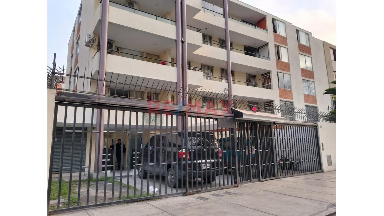 ¡Vive Frente Al Circuito Mágico Del Agua! Dpto. En 1Er Piso - 3 Dorm. En Santa Beatriz