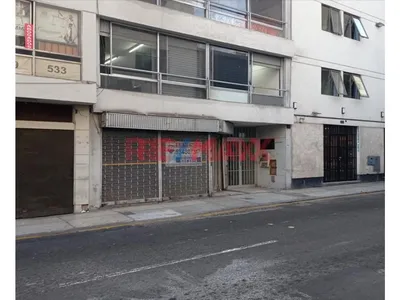 Se Alquila Local Comercial Primer Piso