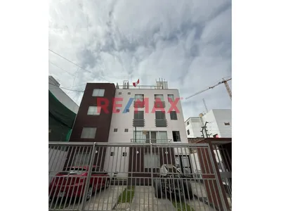 Departamento En Venta - San Miguel - A Espaldas De La Clinica San Gabriel