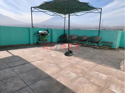 Minidepartamento De 2 Habitaciones Con Amplia Terraza En Ultimo  Piso