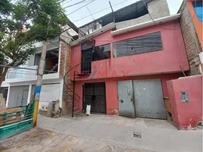 Venta de Casa en Villa El Salvador - Lima 7 Dormitorios 