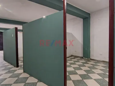 Alquiler Oficina 100M2 Piso 1 Frente Al Palacio De Justicia A Pocas Cuadras De La Reniec Av 2 De Mayo Y Man