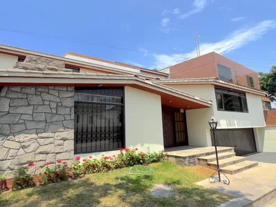 Venta de Casa en San Isidro - Lima 4 Dormitorios