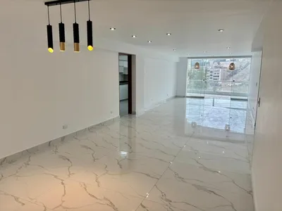 Departamento en venta · Jiron Cantutas, Santiago de Surco · 205 m², 3 dorm.