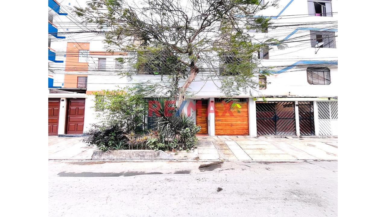 ¡Dúplex Con Azotea En Surco! Más Espacio, Más Valor Y Más Futuro Para Tu Familia  De Regalo Un Departamento 🏡✨
