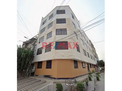 Se Alquila Un Departamento Duplex En Urbanizacion La Alborada En Comas