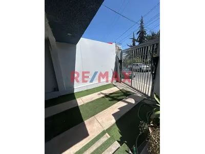 🏡 Casa En Venta En Av. | 175 M² De Terreno