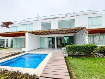 Venta de Casa de Playa en Asia - Cañete 5 Dormitorios