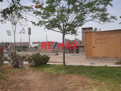 Vendo Terreno Frente A Parque Y Calle, Urb. Santa Maria Carabayllo