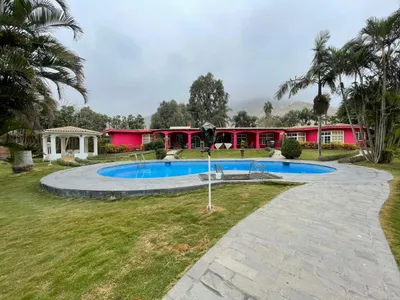 Venta de Casa de Campo en Cieneguilla - Lima 5 Dormitorios 