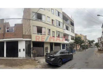 🏡 **¡Venta De Casa De 2 Pisos Semi Construida, Gran Oportunidad De Inversión En San Martín De Porres!** ✨