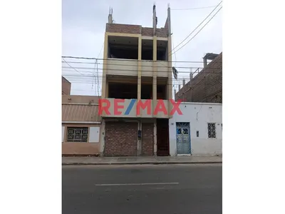 🏦 Casa De 3 Pisos En Venta | Propiedad De Scotiabank | Trujillo