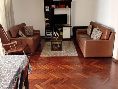Venta de Casa en Ate - Lima 5 Dormitorios 