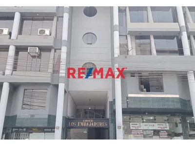 🏥 Se Alquila Consultorio Médico – Urb. El Polo, Surco 📍