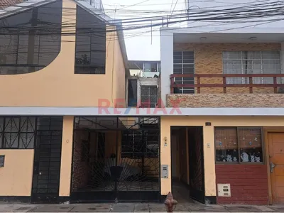 Casa/Departamento En 1Er Piso 60 M2 Urb Covida Los Olivos
