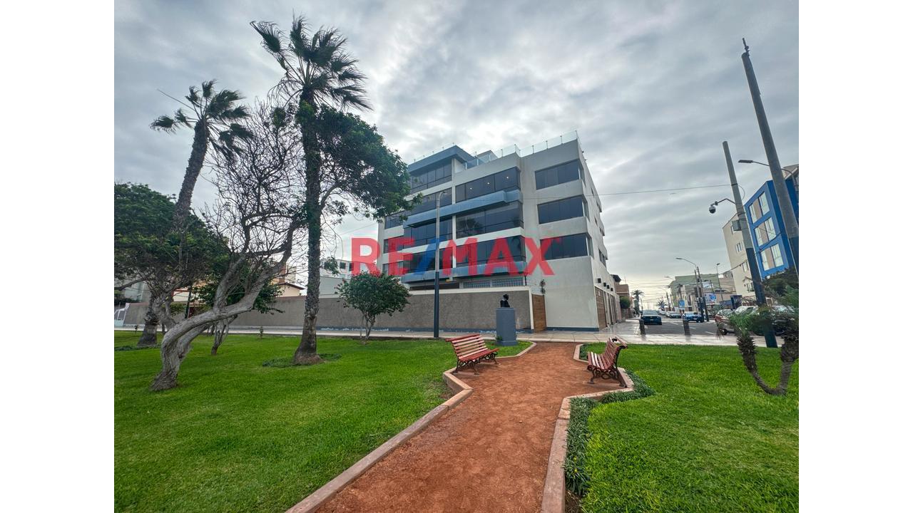 Vendo Exclusivo Departamento Con Maravillosa Vista Panorámica Al Mar Hasta Chorrillos, La Punta, Callao