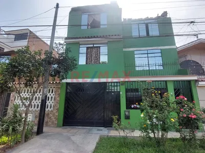 🏡 Casa En Venta Frente A Parque – Urb. Los Viñedos, Comas | Ideal Para Vivienda + Inversión