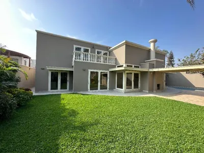 Casa en venta · Rinconada del Lago Etapa 1, La Molina · 420 m², 4 dorm.